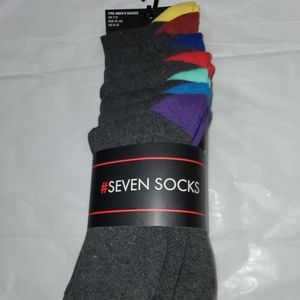 7 PAIRS MEN'S Sock Size 8-12 SEVEN DAYS OF WEE